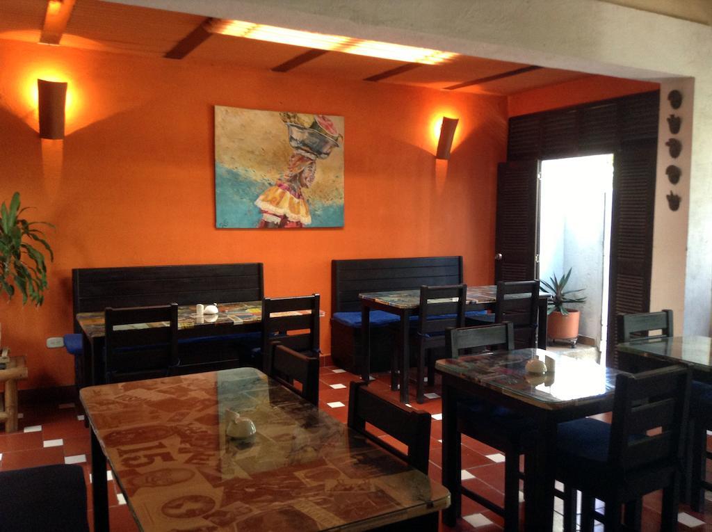 Aluna Hostel B&B Santa Marta  Exterior photo